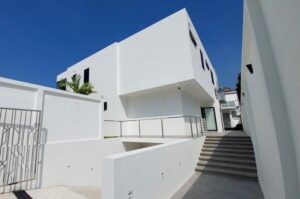House 3 Villa 4